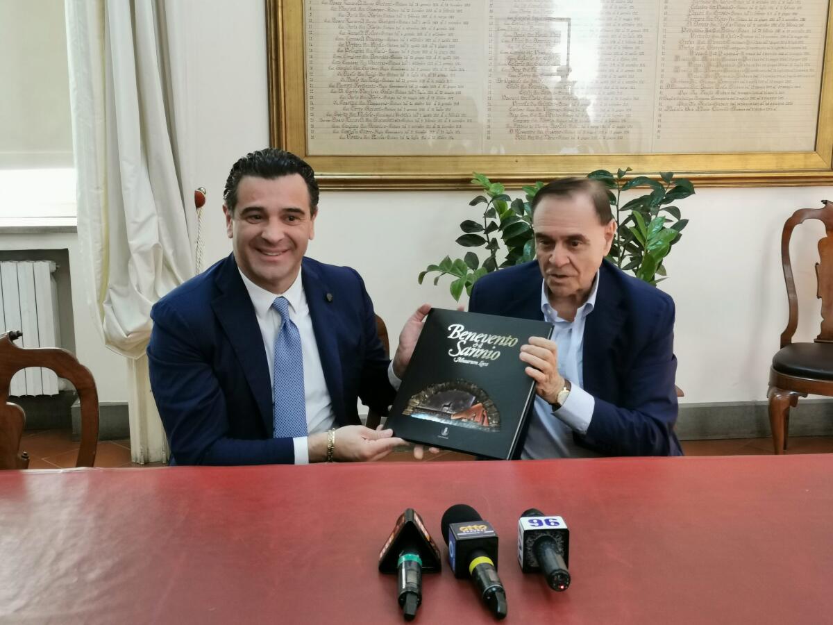 A Palazzo Mosti si incontrano Mastella e Festa - 
