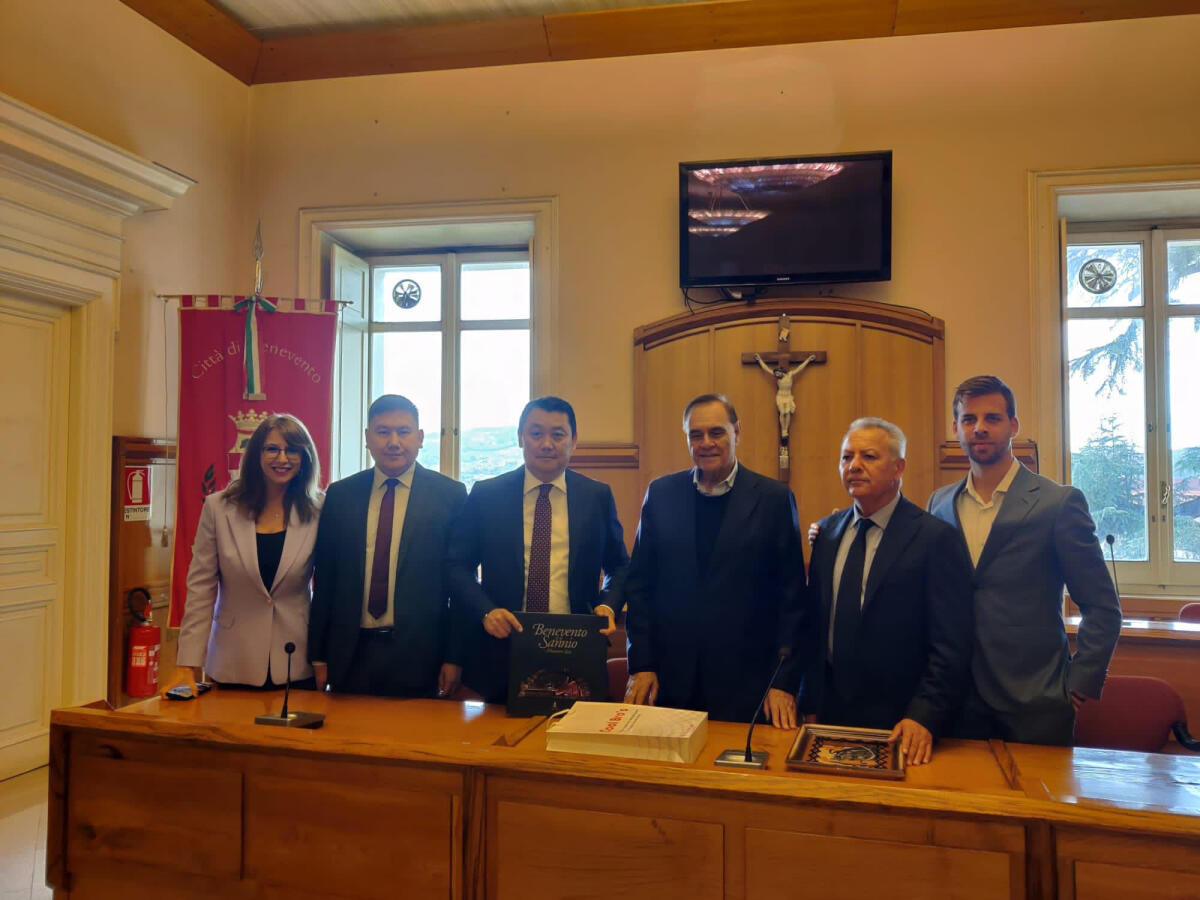 Benevento. Si conclude permanenza in Italia della delegazione degli imprenditori del Kyrgyzstan - 