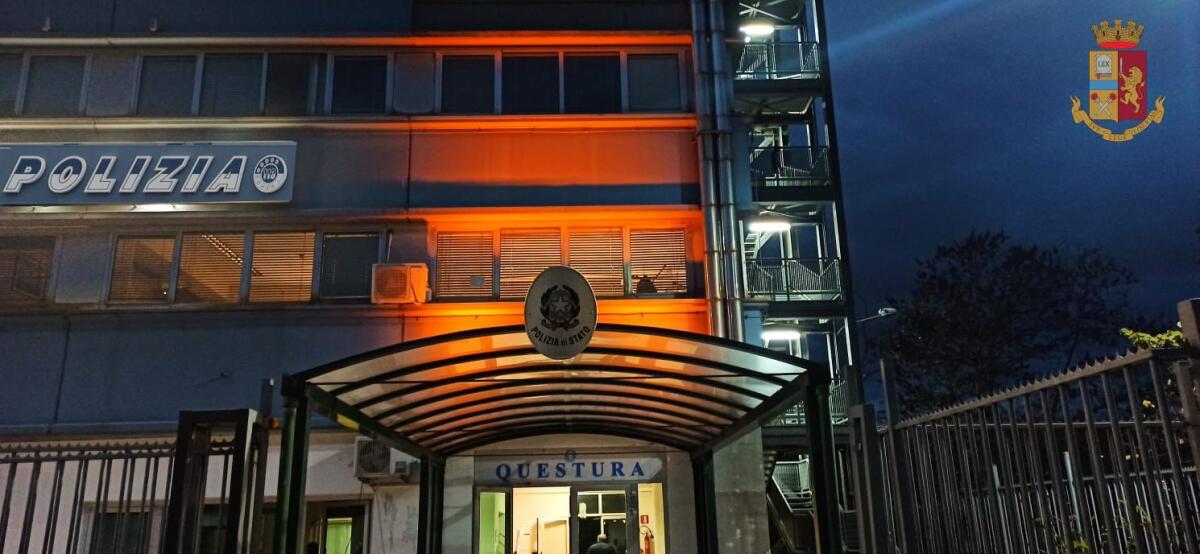 Domani la Questura di Avellino verrà illuminata di arancione - 