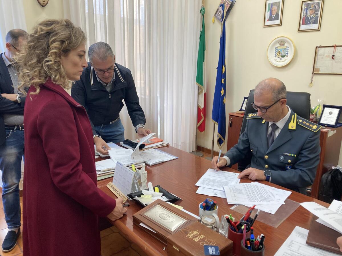  La Guardia di Finanza di Caserta ha acquisito 2 appartamenti confiscati nel 2013 - 