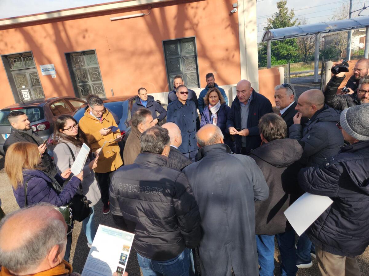 Ferrovia Benevento-Cancello ancora disagi fino a Ottobre 2023: al momento solo promesse - 