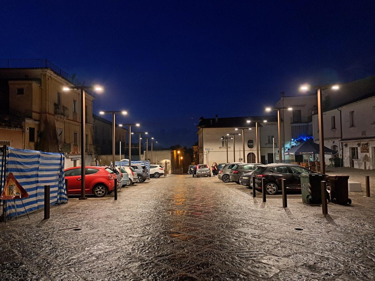 Nuova illuminazione di piazza Piano di Corte  - 
