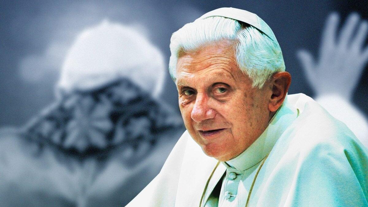 Messaggio di cordoglio dell'arcivescovo Accrocca per la morte di Papa Benedetto XVI - 