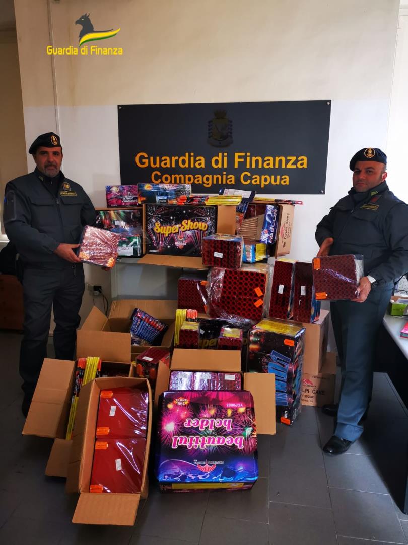 Sequestrati 2 quintali di botti, un arresto e 5 denunce