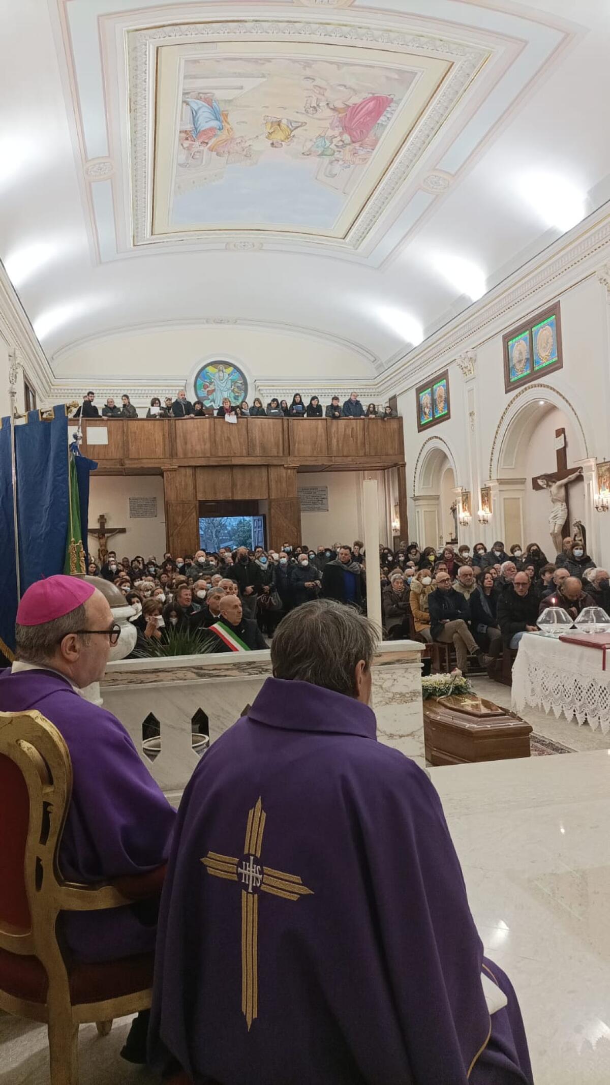 Valle Caudina: il commiato a don Ermanno Ruocchio - 