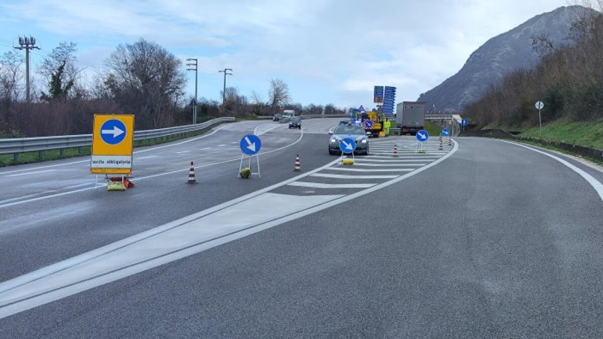 Tratto Lioni-Avellino sull'Ofantina resterà chiuso fino a fine gennaio - 