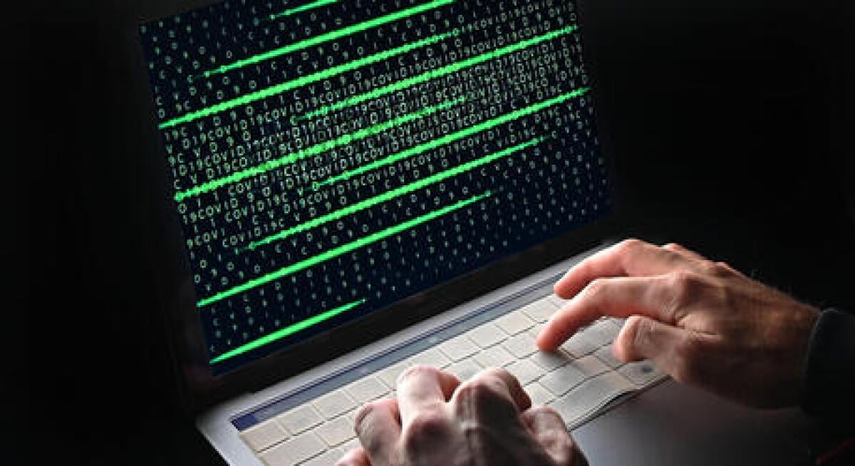 Massiccio attacco hacker in corso, compromessi decine di sistemi nazionali - 