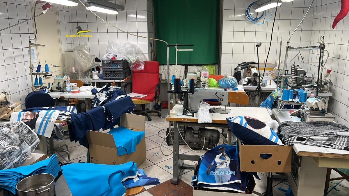 Fabbrica del falso sequestrata dalle Fiamme Gialle - 
