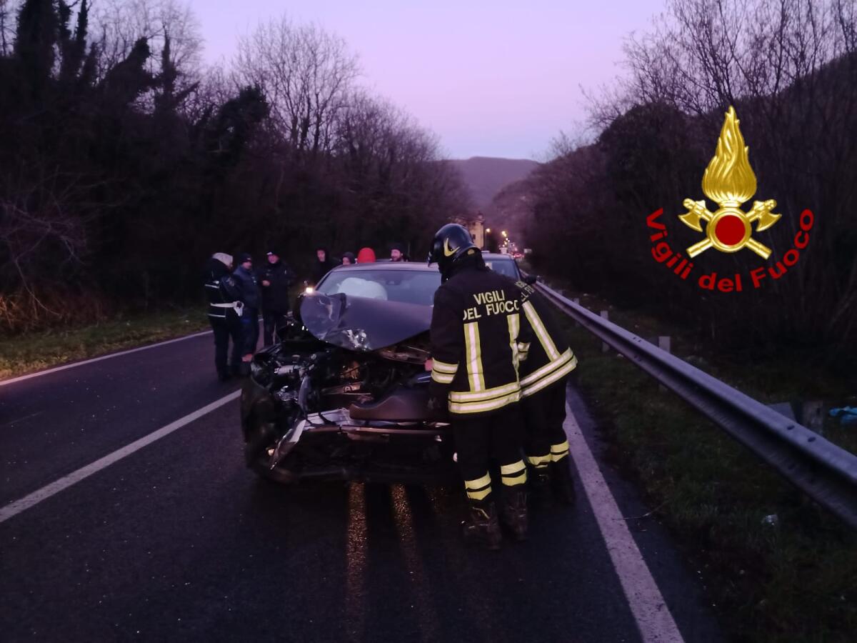 Scontro trattore-autovettura feriti un uomo e una donna - 