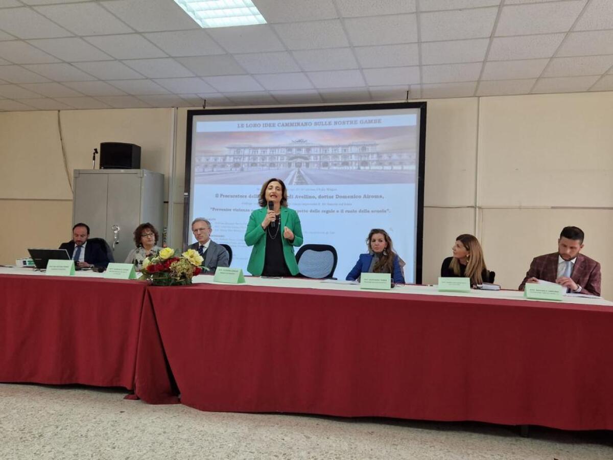 "Prevenire violenza e criminalità tra il rispetto delle regole e il ruolo della scuola". - 