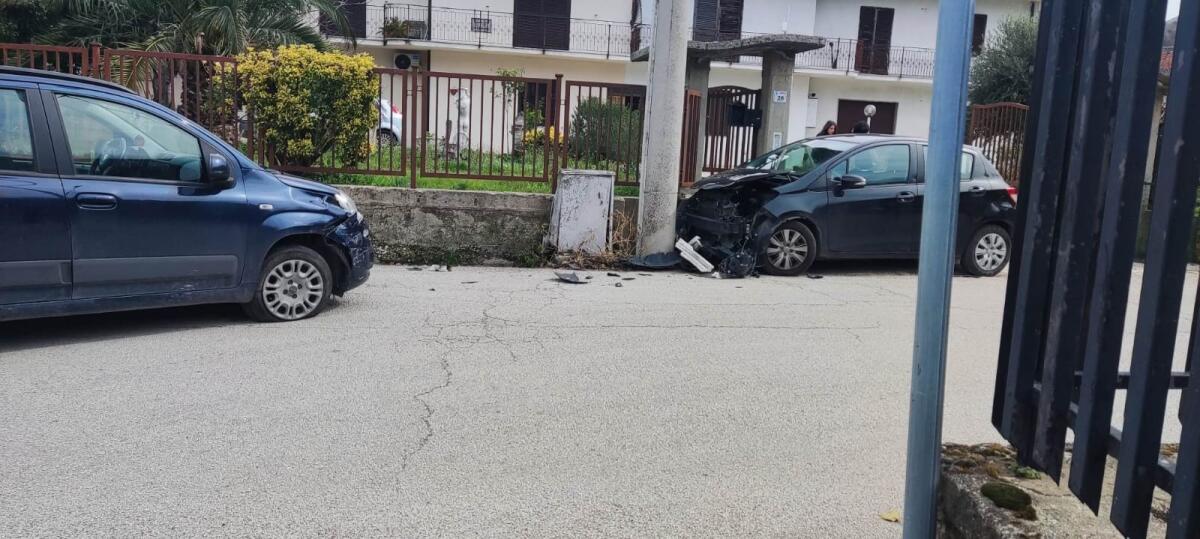 Cervinara scontro tra auto in via Virgoli - 