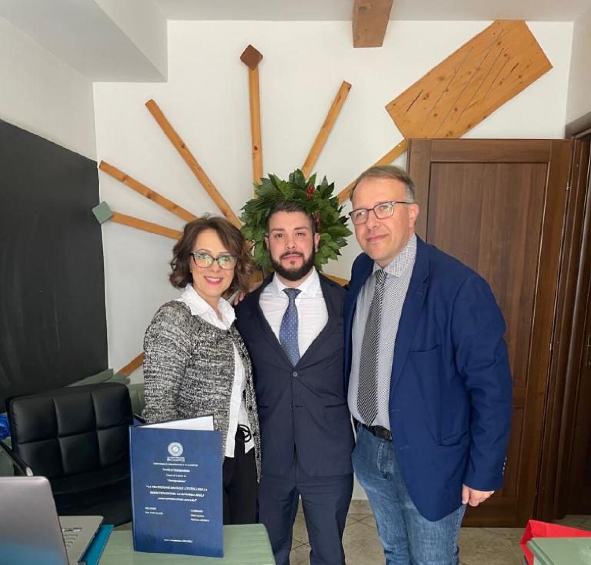 Prima Laurea Magistrale presso il Centro Studi Humanitas e-Campus Università di Amorosi - 