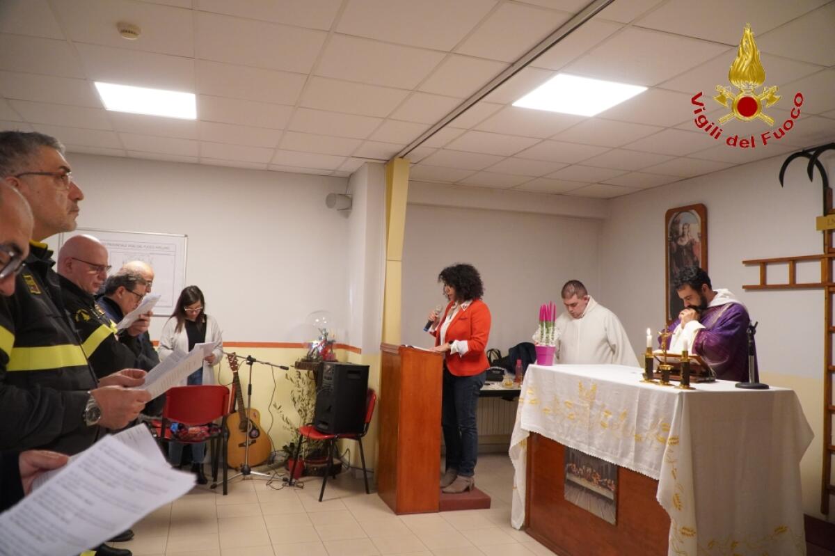 Precetto Pasquale dei Vigili del fuoco di Avellino. - 