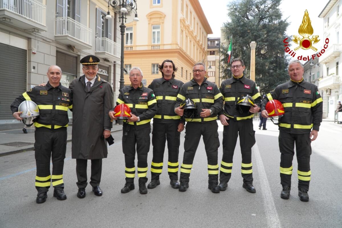 Vigili del fuoco di Avellino alla cerimonia per 78°anniversario Liberazione - 