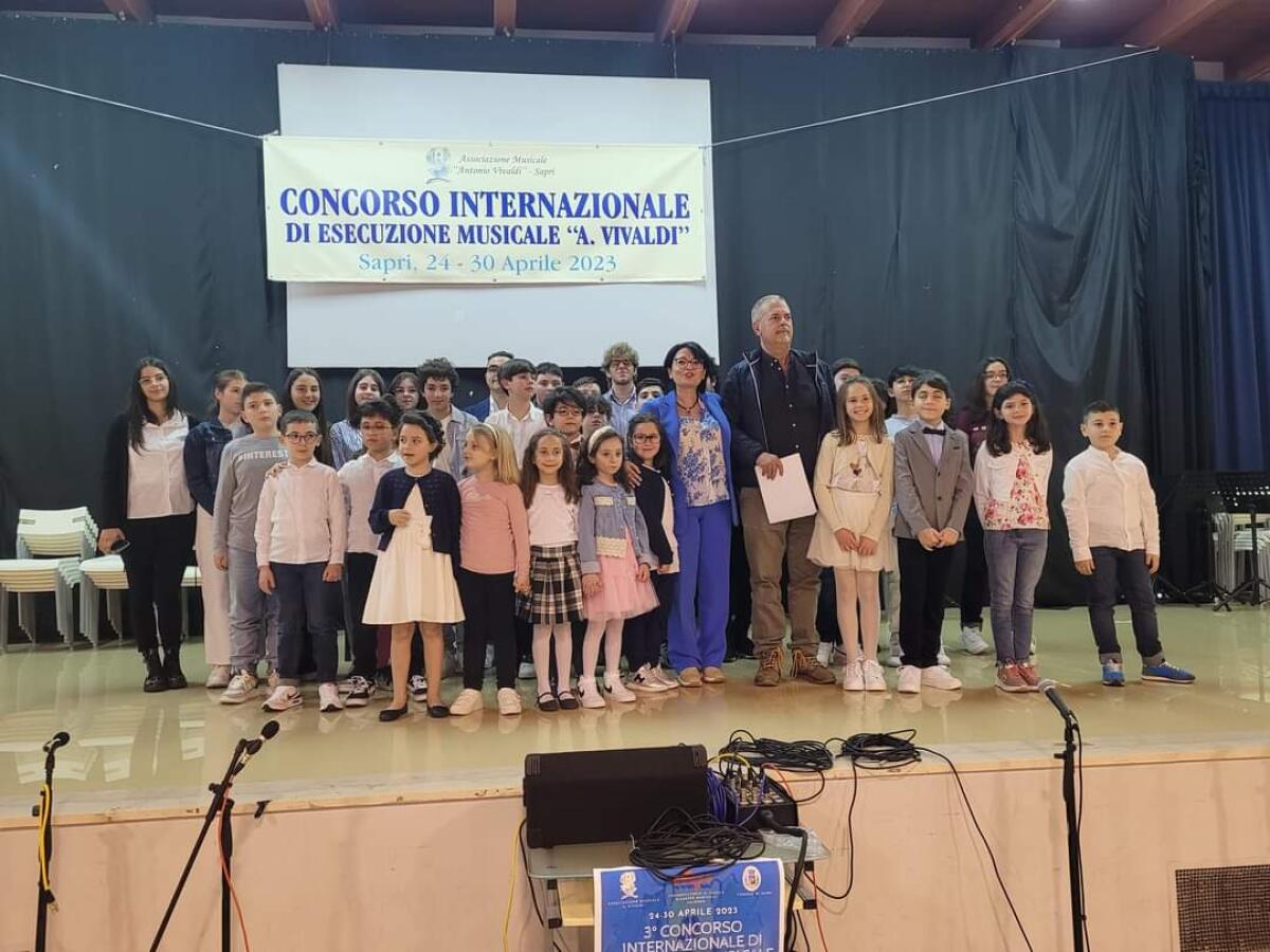 Airola. Accademia musicale "Mille e una Nota" conquista Sapri - 