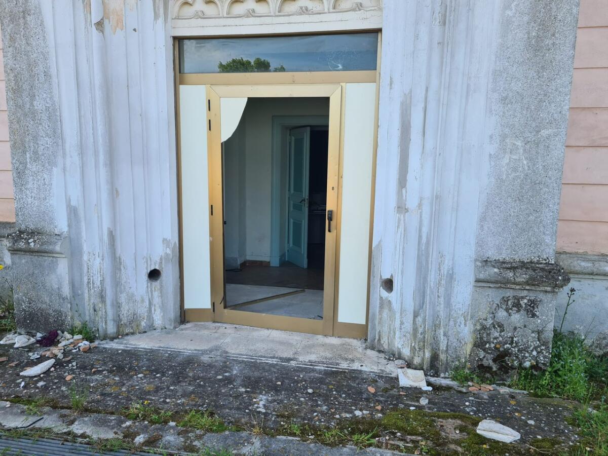 Vandalismo a Villa dei Papi, la nota della Provincia di Benevento - 