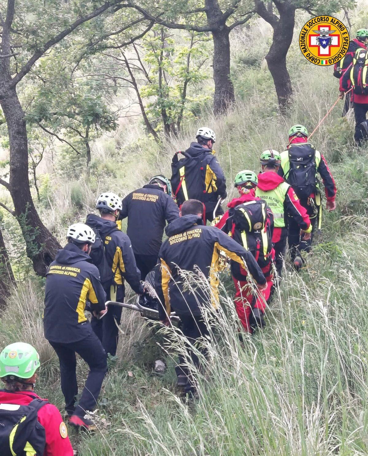 49enne uscito di casa alla ricerca di aspargi, trovato morto dopo ore di ricerche - 