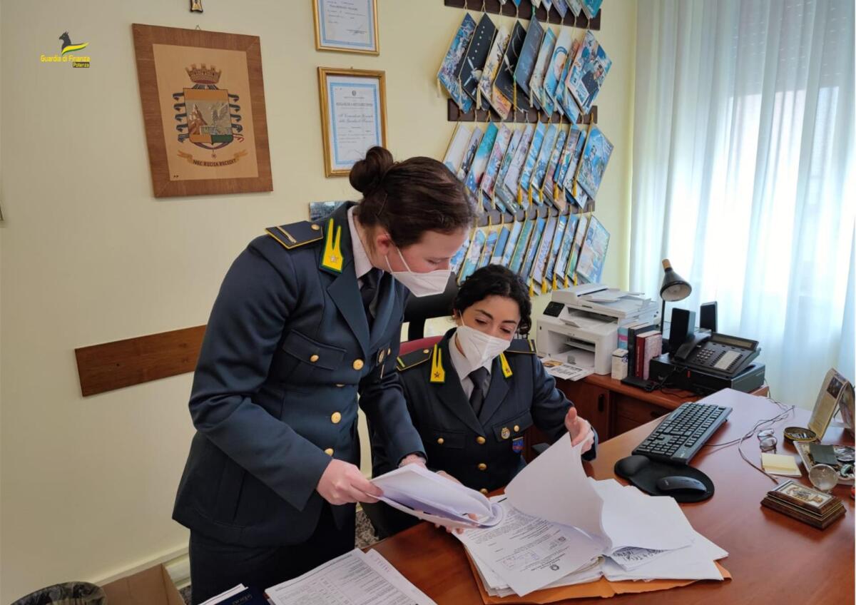 Sequestrati 40 milioni di euro ad imprenditore edile in odore di camorra - 