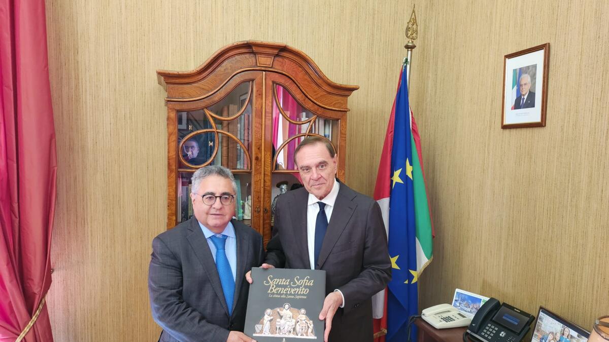 Il sindaco Mastella ha ricevuto a Palazzo Mosti il presidente del Tar Campania Vincenzo Salamone - 