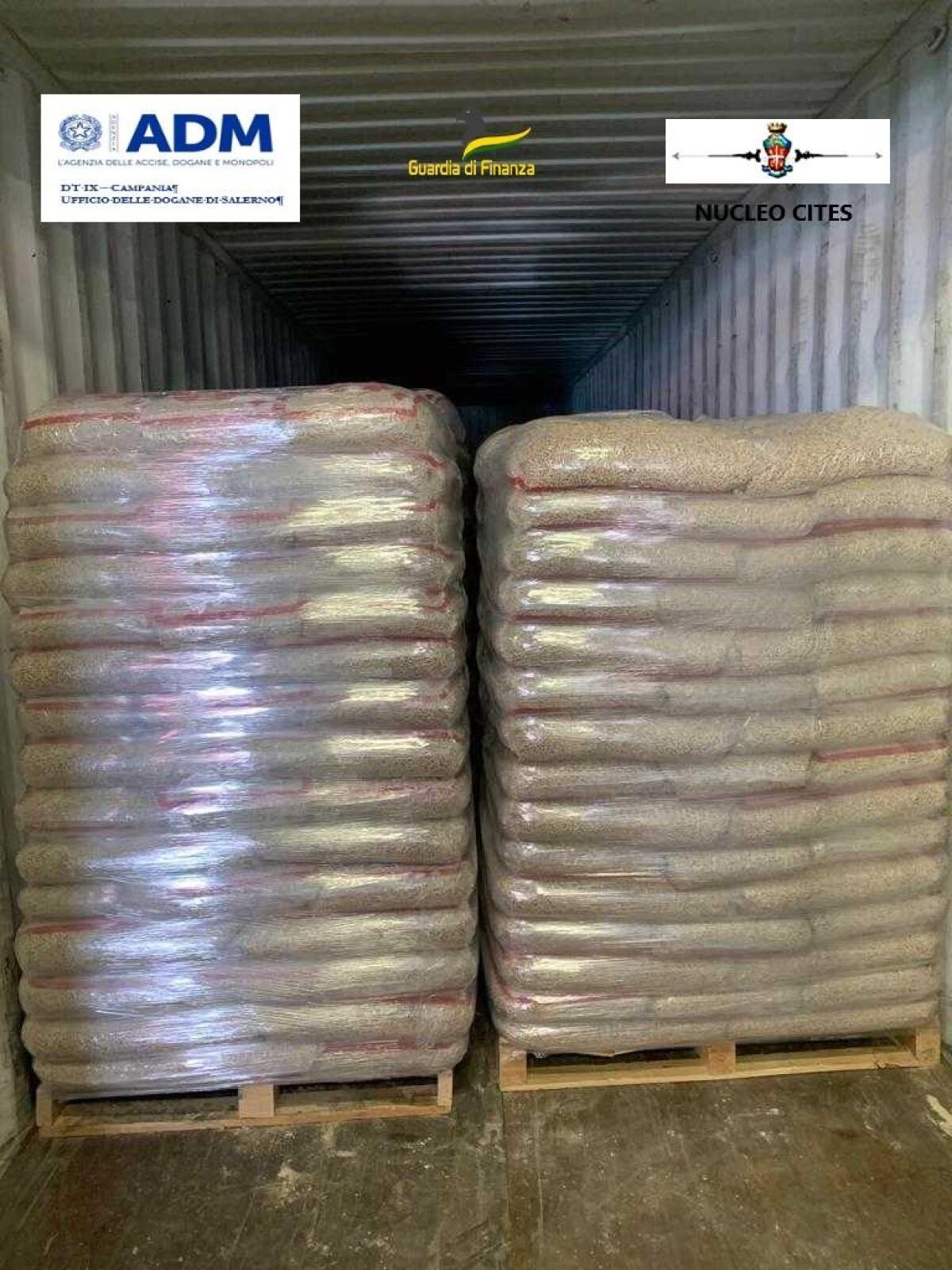 Sequestrate 180 tonnellate di pellet provenienti dalla Cina e dalla Turchia - 