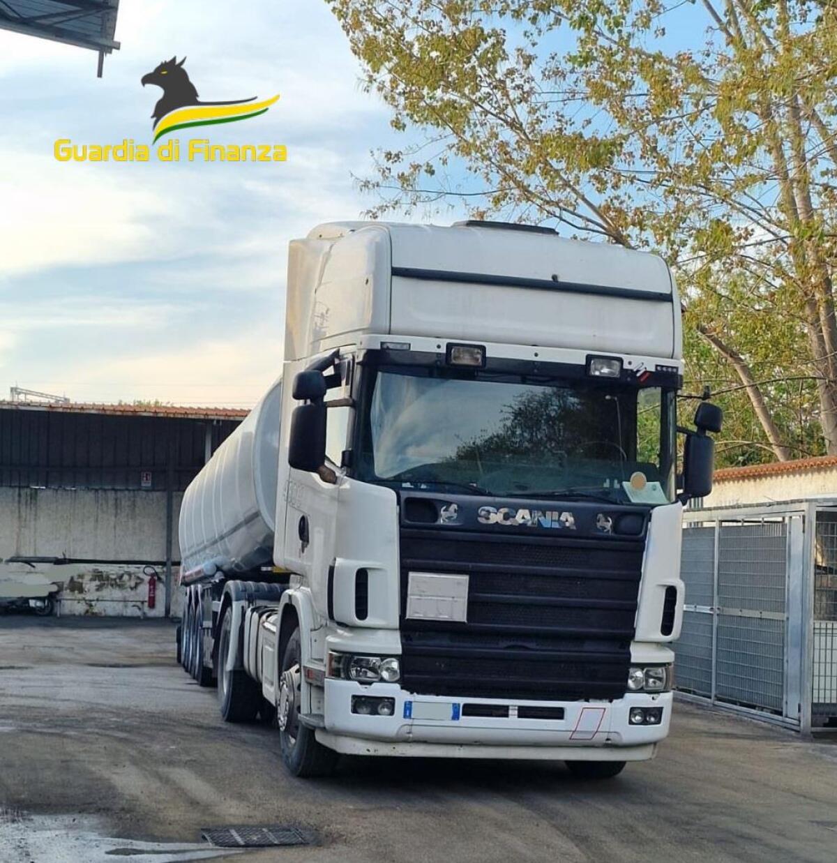 Sequestrati 48 mila litri di gasolio di contrabbando - 