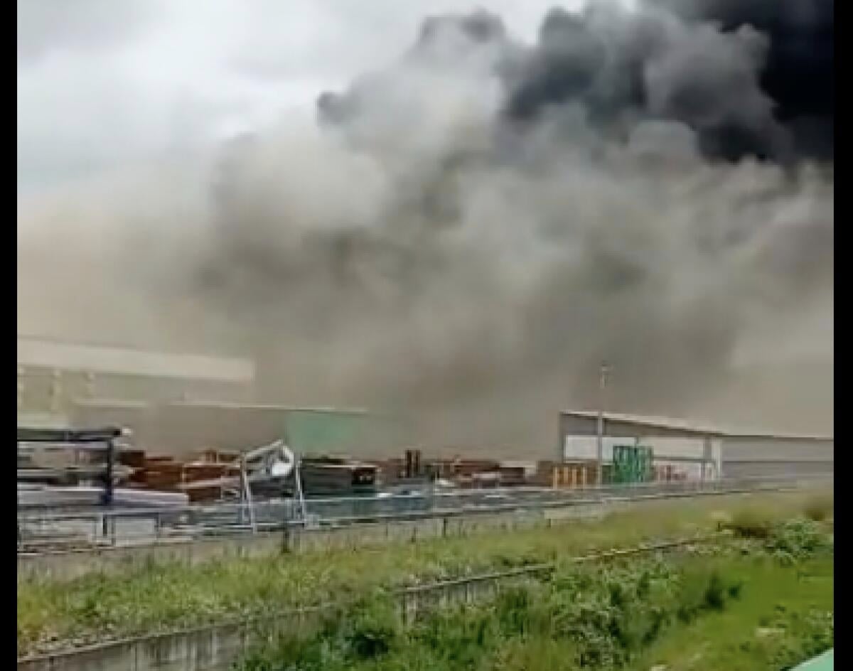 Irpinia Zinco di Lacedonia semidistrutta da un incendio - 