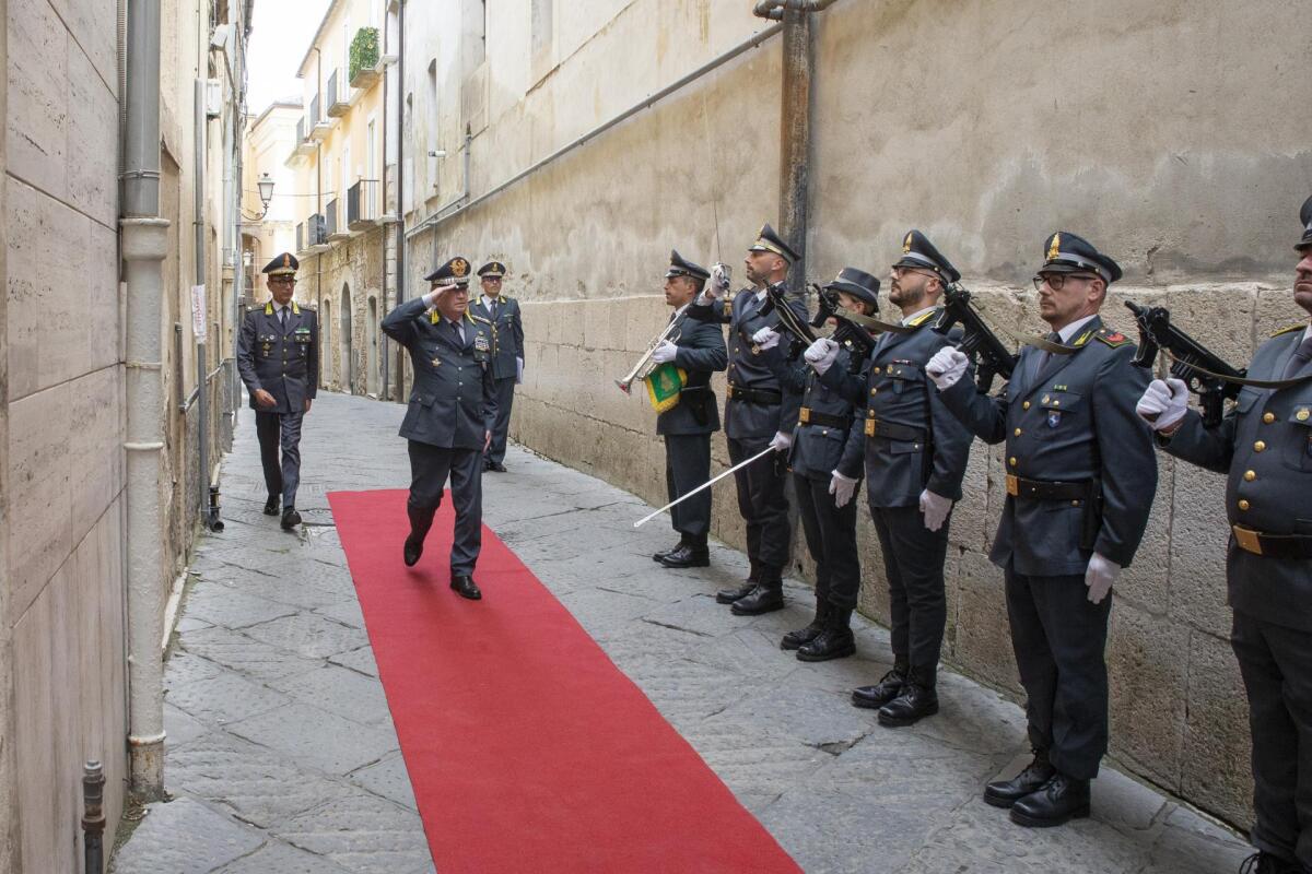 Comandante Interregionale Guardia di Finanza in visita al Comando Provinciale di Benevento. - 