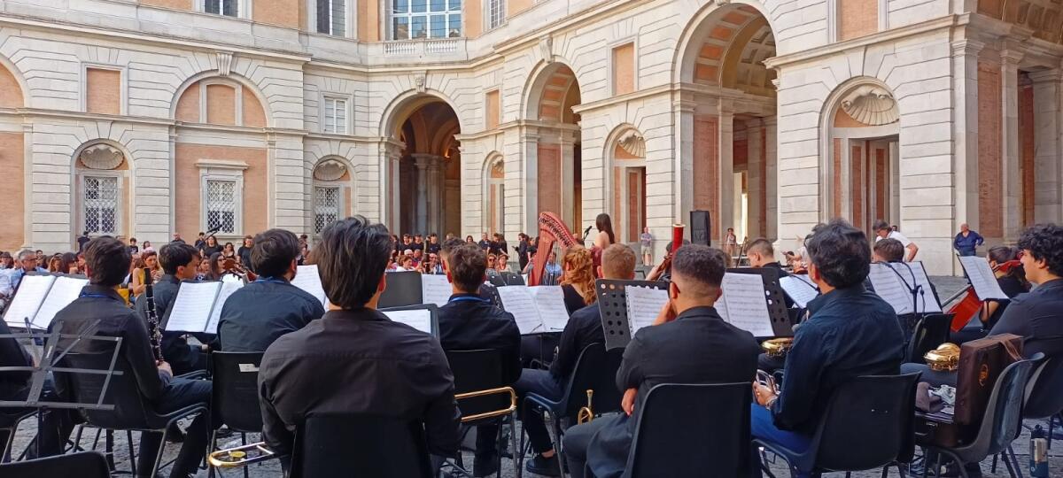 Nel cortile della Reggia di Caserta, la Festa della Musica del “Lombardi” di Airola. - 