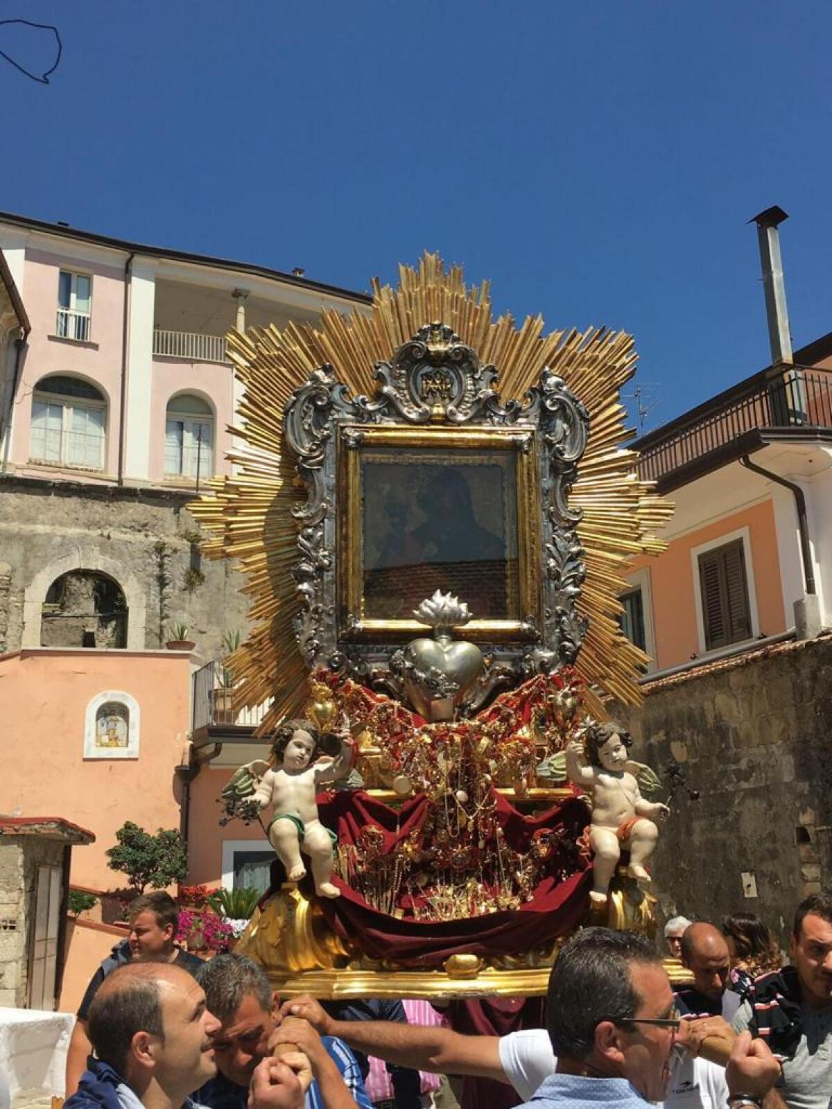 San Lorenzo Maggiore festeggia la sua Mamma della Strada  - 