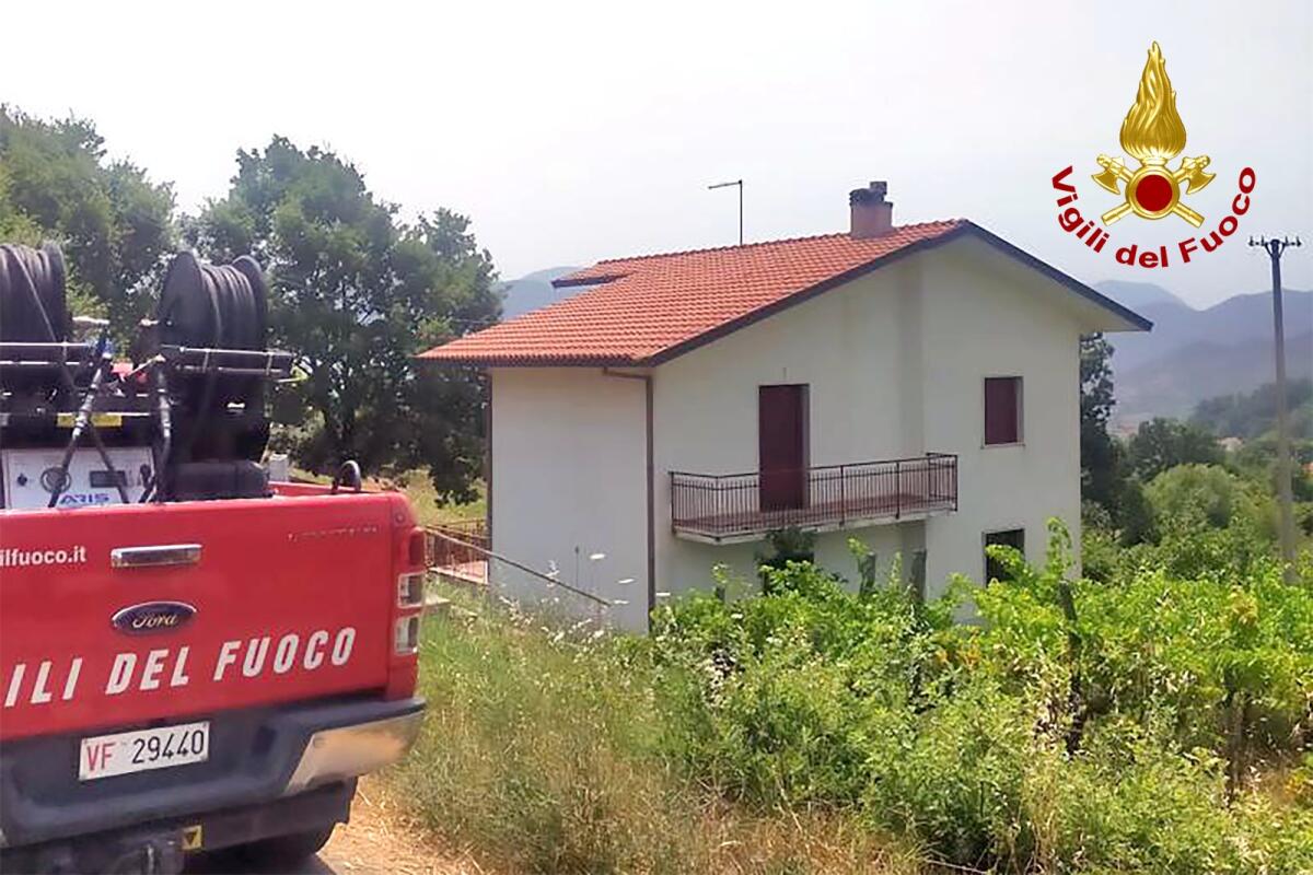 Anziana donna rinvenuta priva di vita nella sua abitazione - 