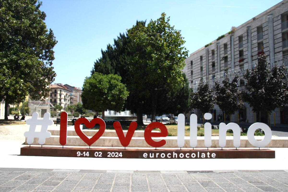 Avellino.  Turismo, parte l’Infopoint di Piazza Libertà. - 