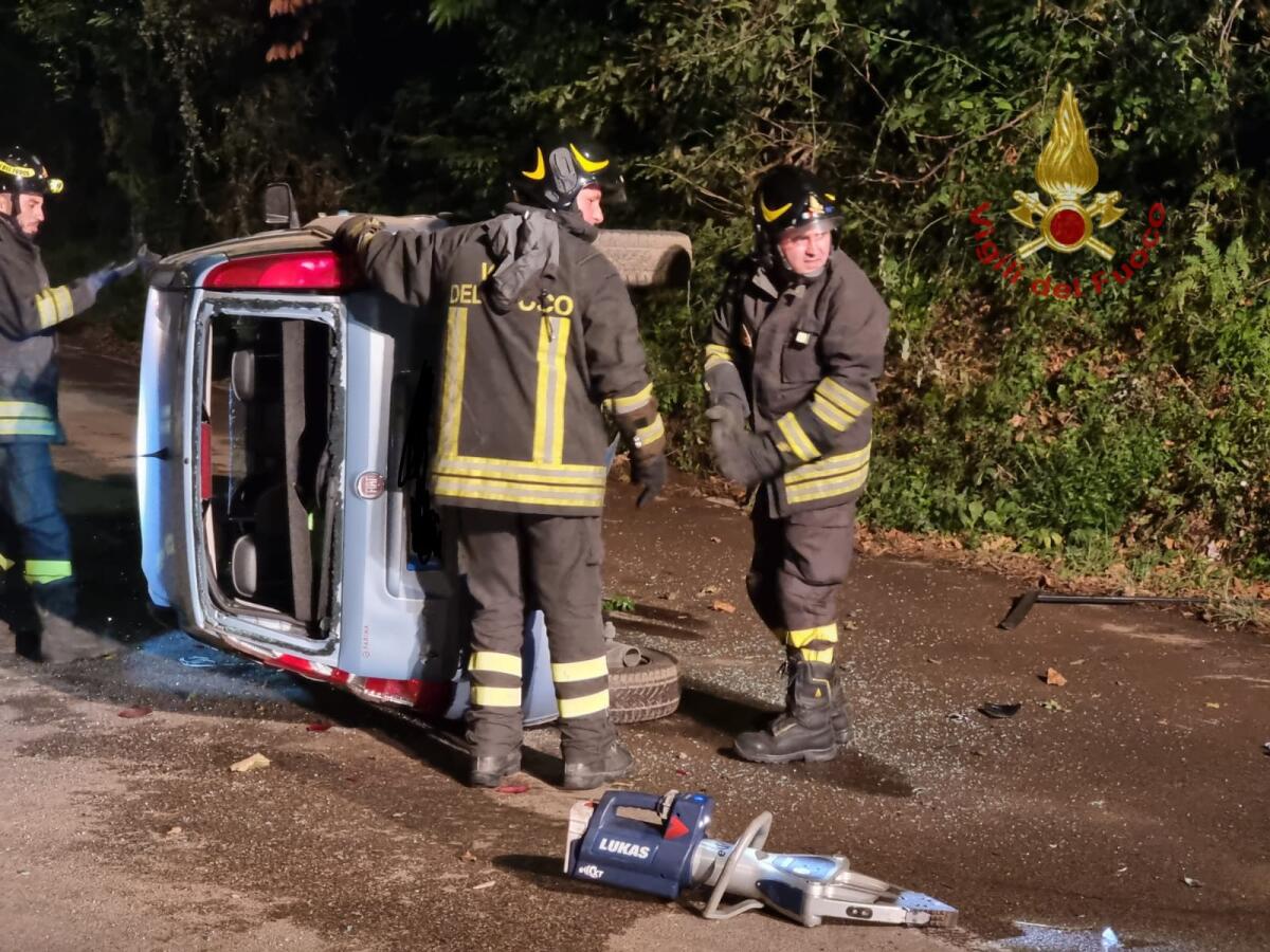 19enne ferito in un incidente stradale - 
