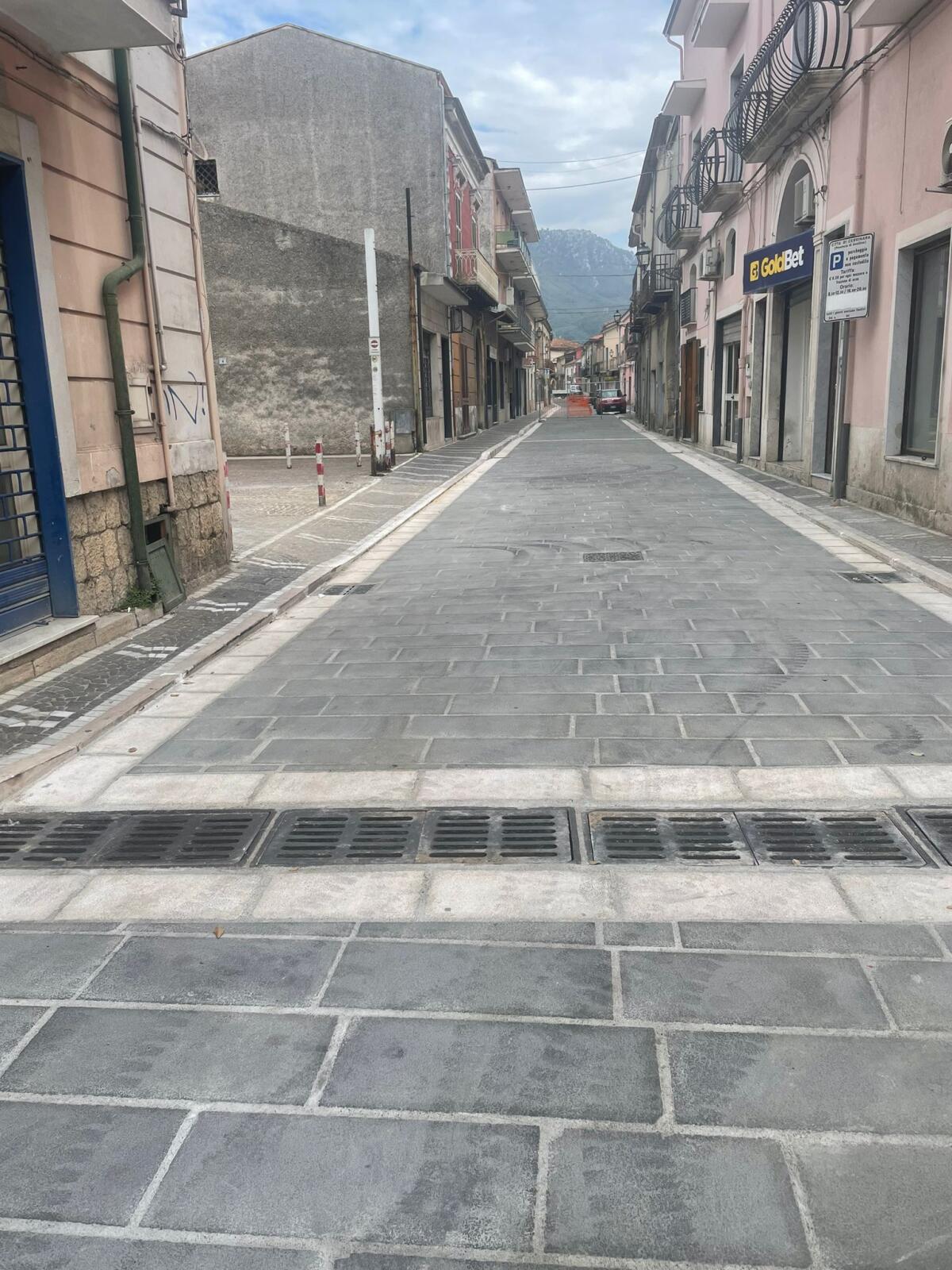 Cervinara. Domattina via Carlo Del Balzo riapre al transito veicolare. - 
