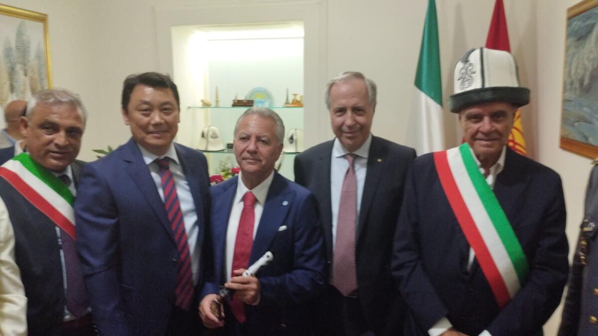 La Repubblica del Kirghizistan inaugura sede consolare a Benevento, la prima in Italia. - 