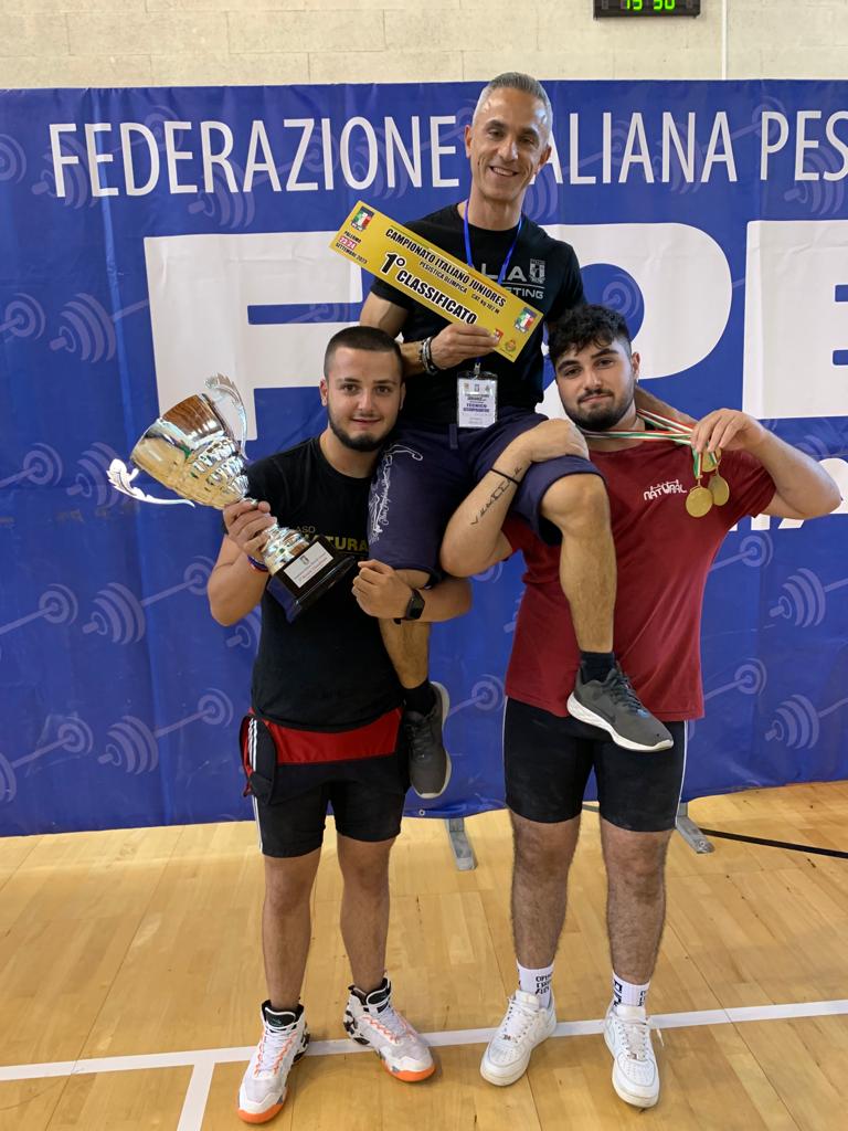 Cervinara. Matteo Dente conquista il titolo italiano nella categoria juniores di pesistica olimpica