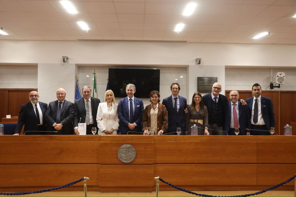 Dal Consiglio regionale della Campania una voce unanime per il riconoscimento della fibromialgia come malattia invalidante - 