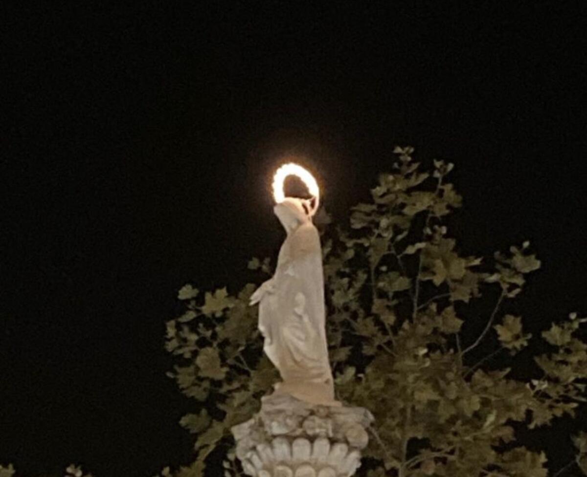 Riaccesa la corona sulla Madonnina che protegge Telese. - 