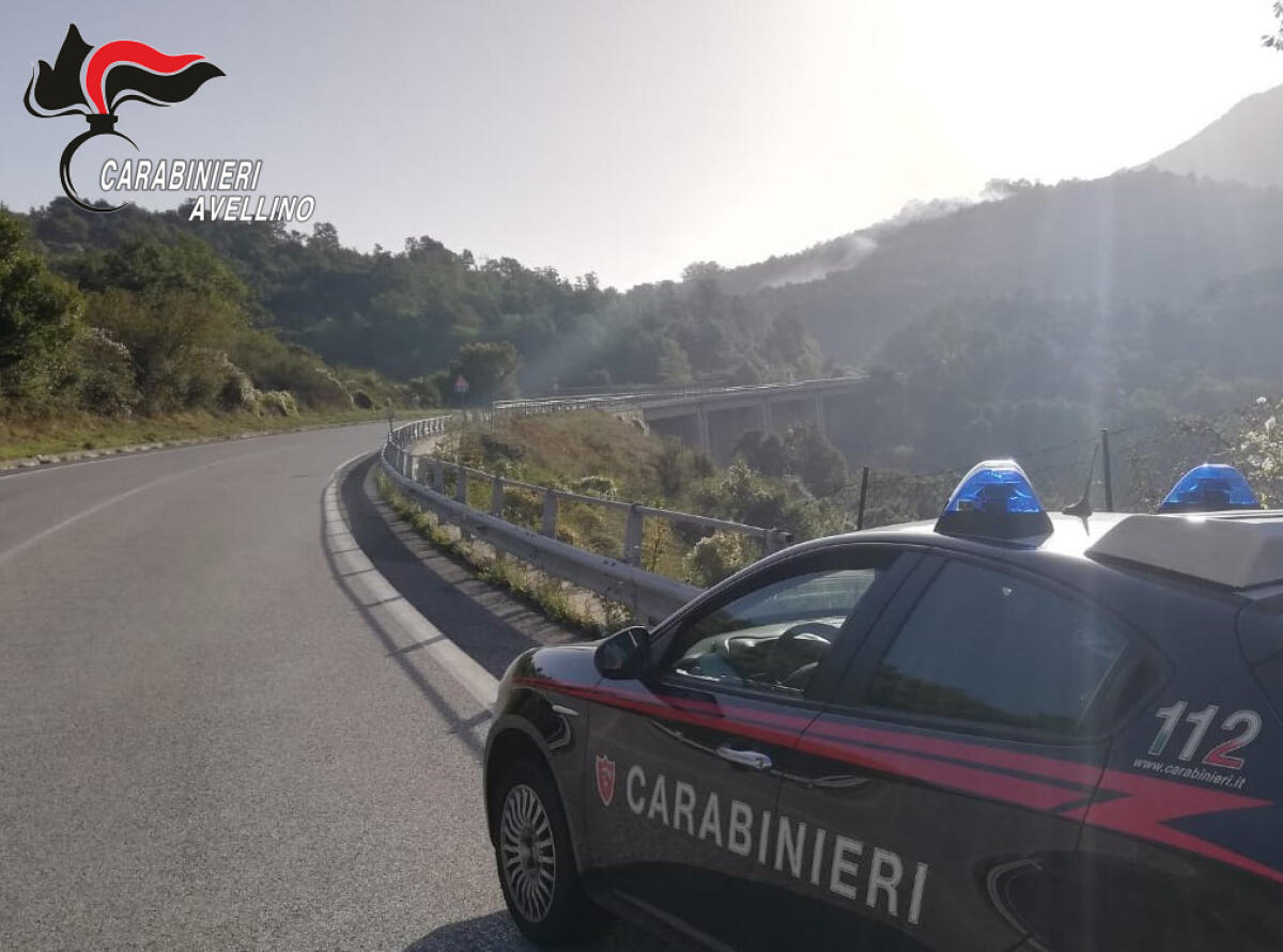 Carabinieri salvano un 36enne che voleva suicidarsi sull'Ofantina - 