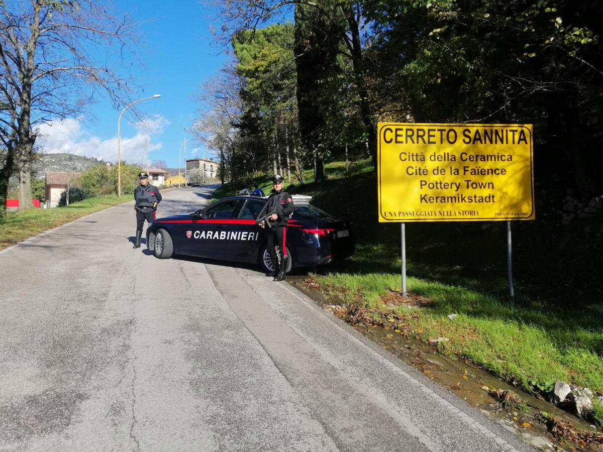 Trovati con un trasformatore di corrente di provenienza furtiva, denunciati due giovani - 