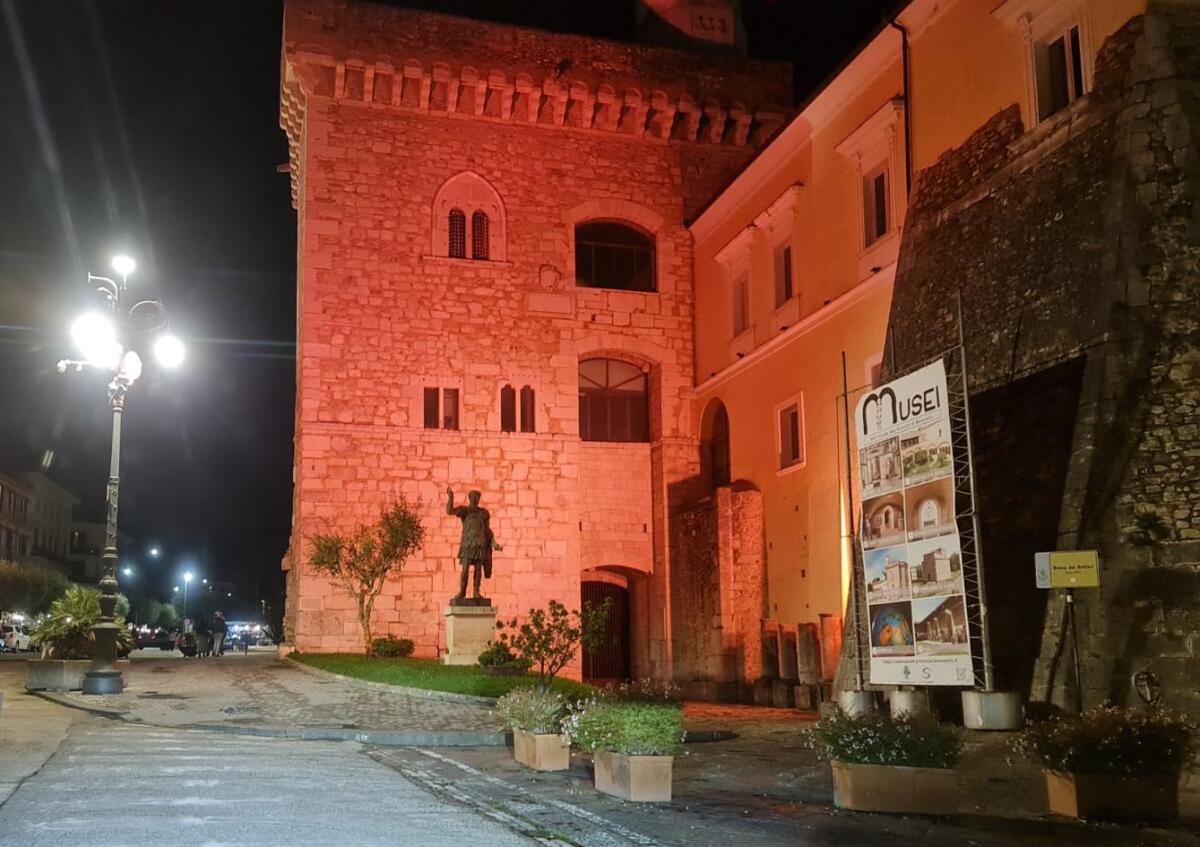 La Rocca dei Rettori illuminata in rosa in adesione alla Campagna della Lilt - 