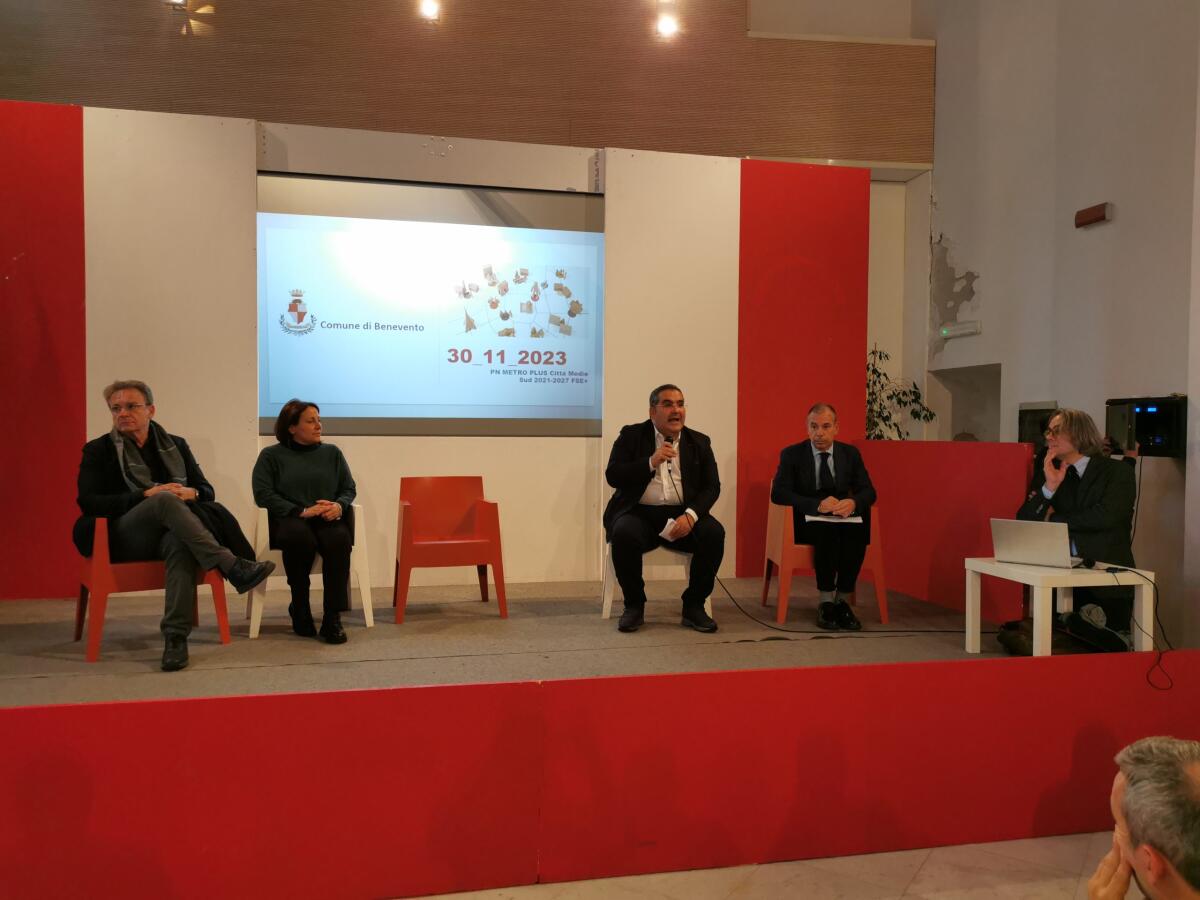 Presentato a Palazzo Paolo V il programma Pn Metro Plus Città Medie - 