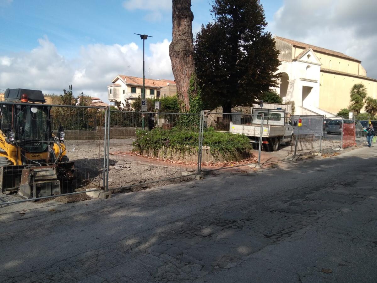 Sant'Agata de' Goti. In via di completamento lavori in Piazza Della Ratta - 