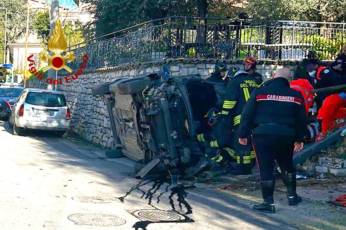 26 enne gravemente ferito in un incidente stradale - 