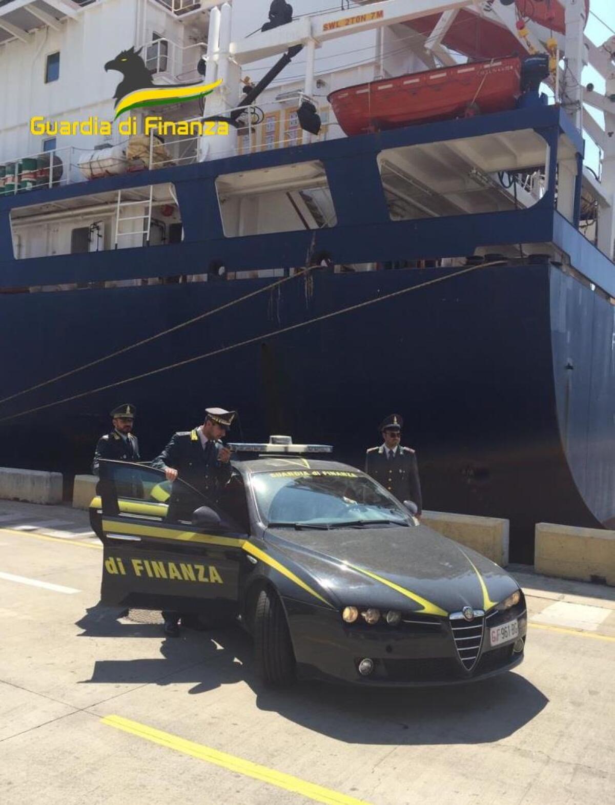 Frode nella commercializzazione di carburanti, sequestrati beni per 7,5 milioni di euro. - 