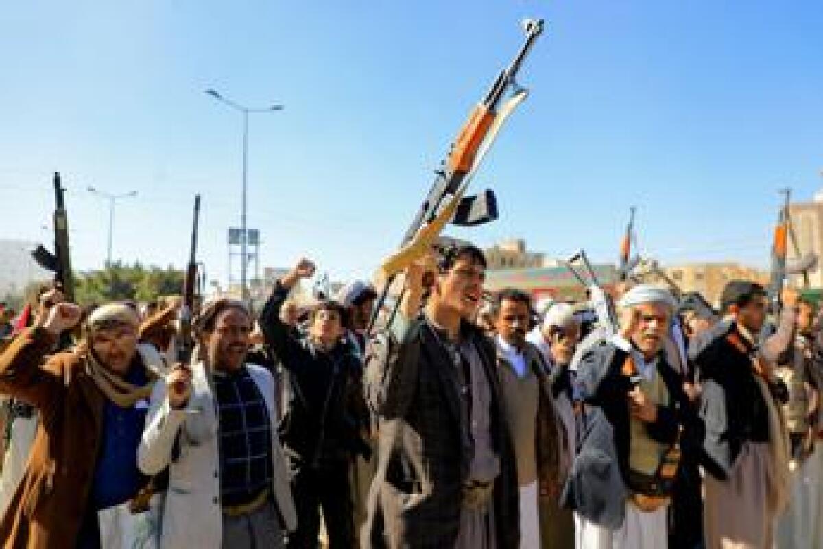 Yemen, nuovo attacco Usa-Gb contro Houthi - 