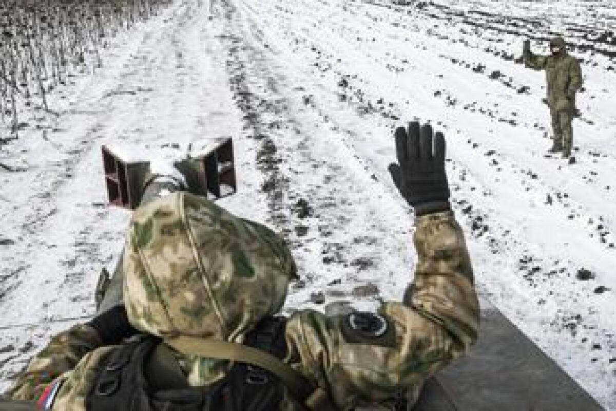 Ucraina-Russia, paesi baltici preparano difesa anti-Putin al confine - 