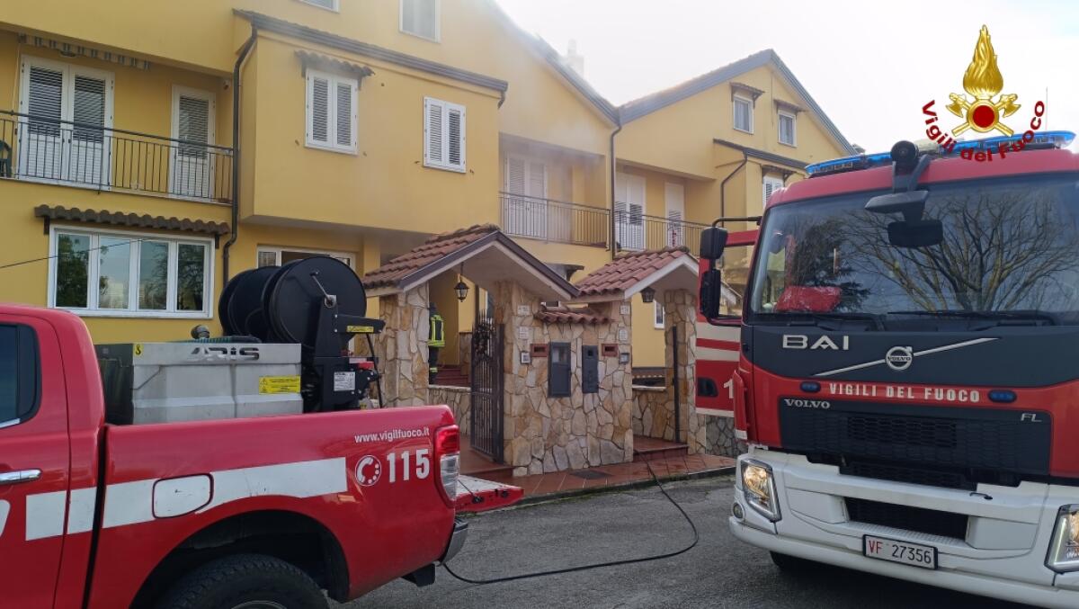 Incendio in una villetta di Serino, nessun danno alle persone - 
