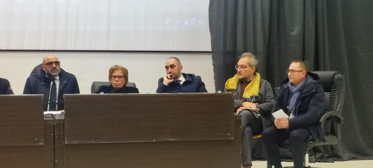 Gubitosa (M5S): “Istituti irpini non devono morire, due poli per Lioni e Sant'Angelo” - 