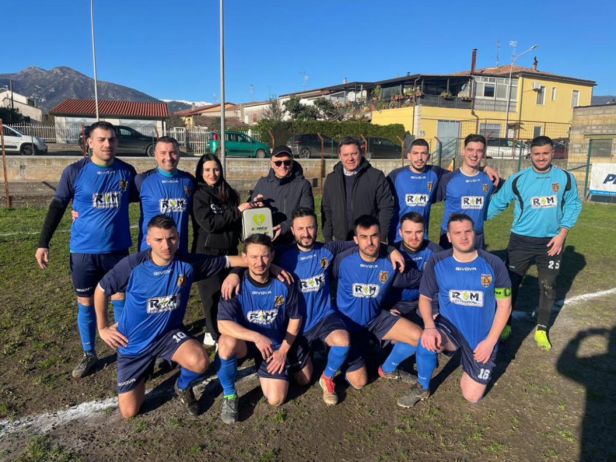 Comune di Castelvenere dona defribillatore alla locale squadra di calcio - 