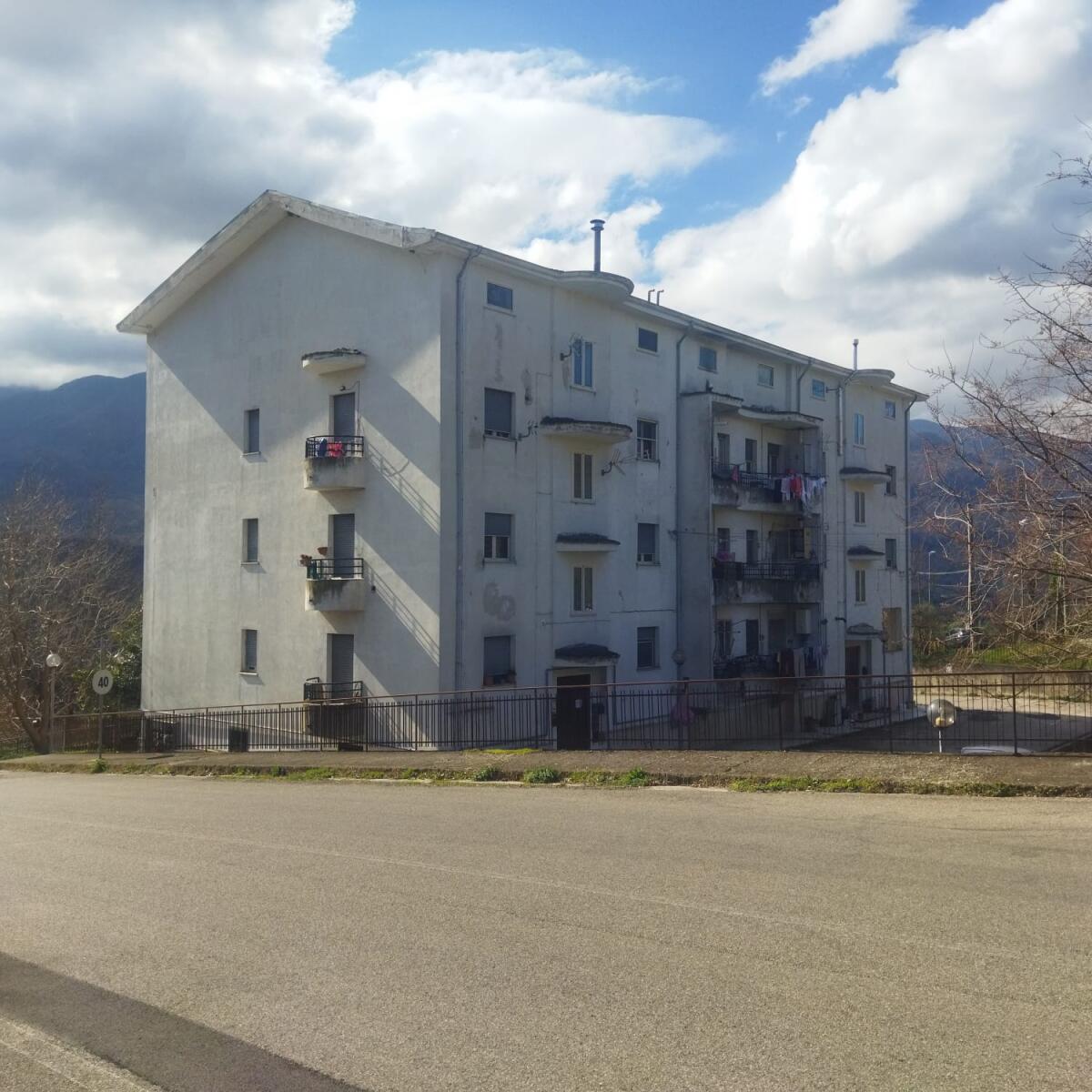 Roccabascerana. Lotta alla abusiva occupazione degli immobili comunali. - 